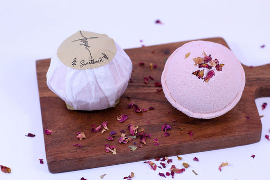 Sweetheart Organic Moisturizing Bath Bomb